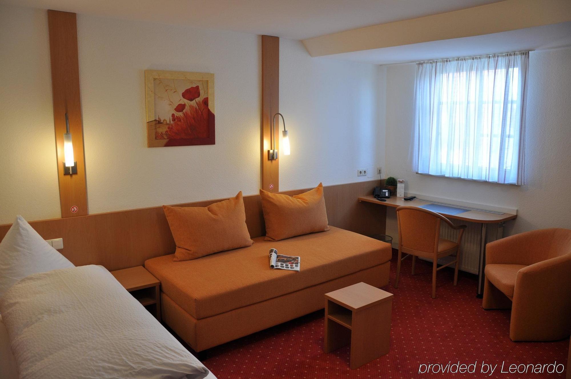 Loewen Hotel & Restaurant Wendlingen am Neckar Ngoại thất bức ảnh